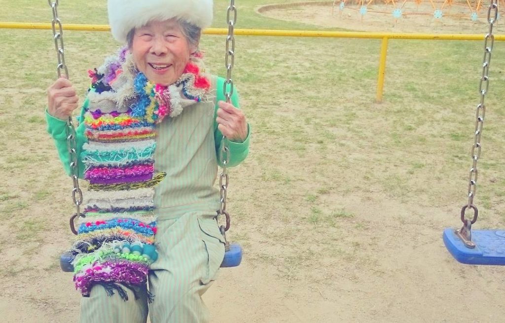 93-year-old-grandma-flashy-clothes-07