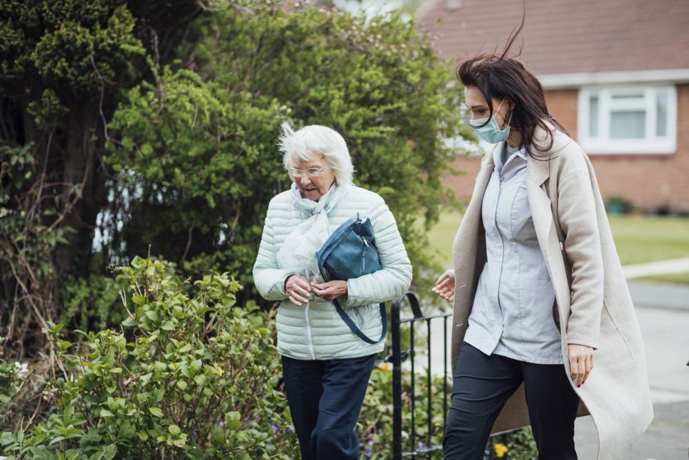 Face masks required for aged care workers in Melbourne hotspots - Hellocare