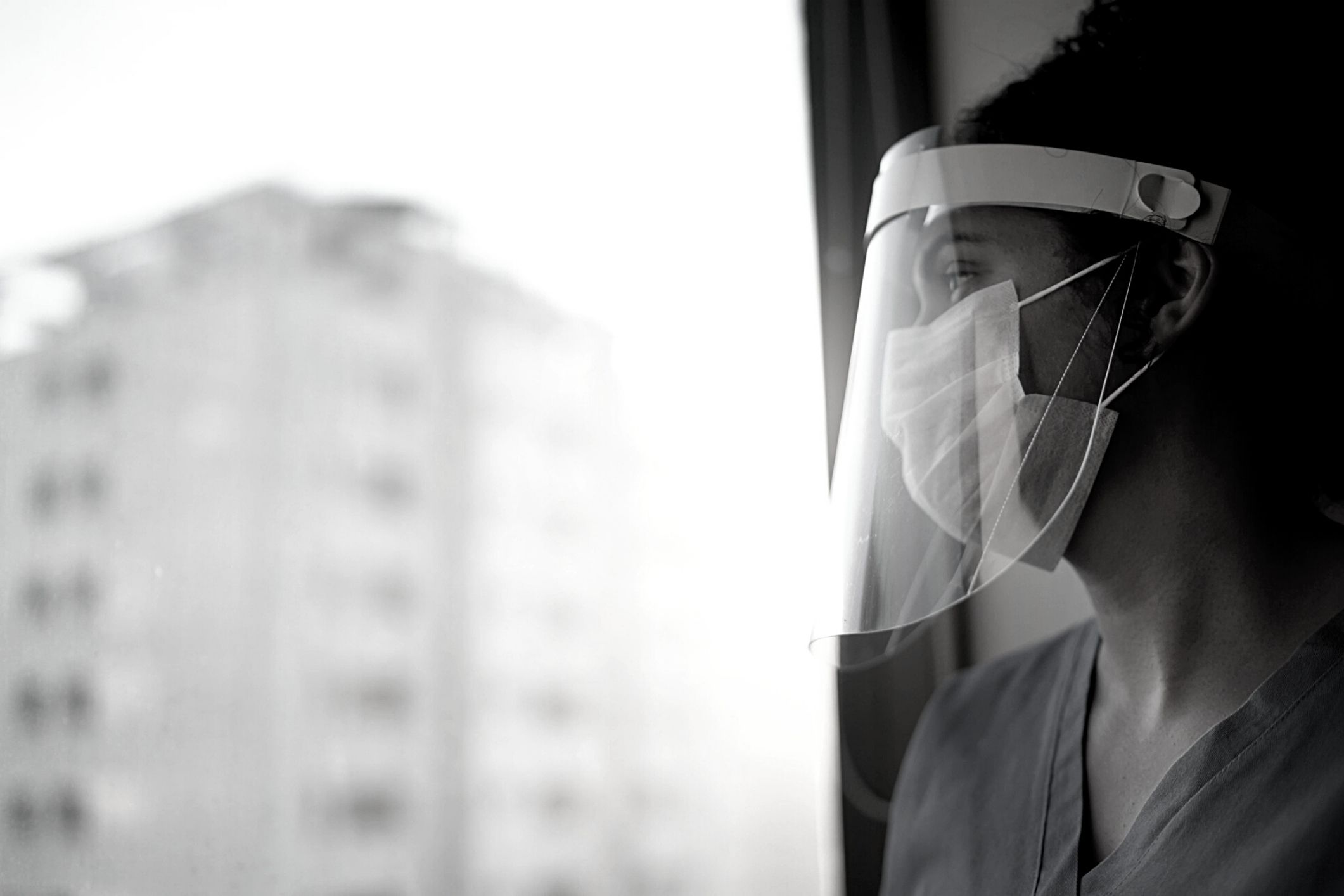 Sydney ICU nurse reveals anguish of working on the frontline