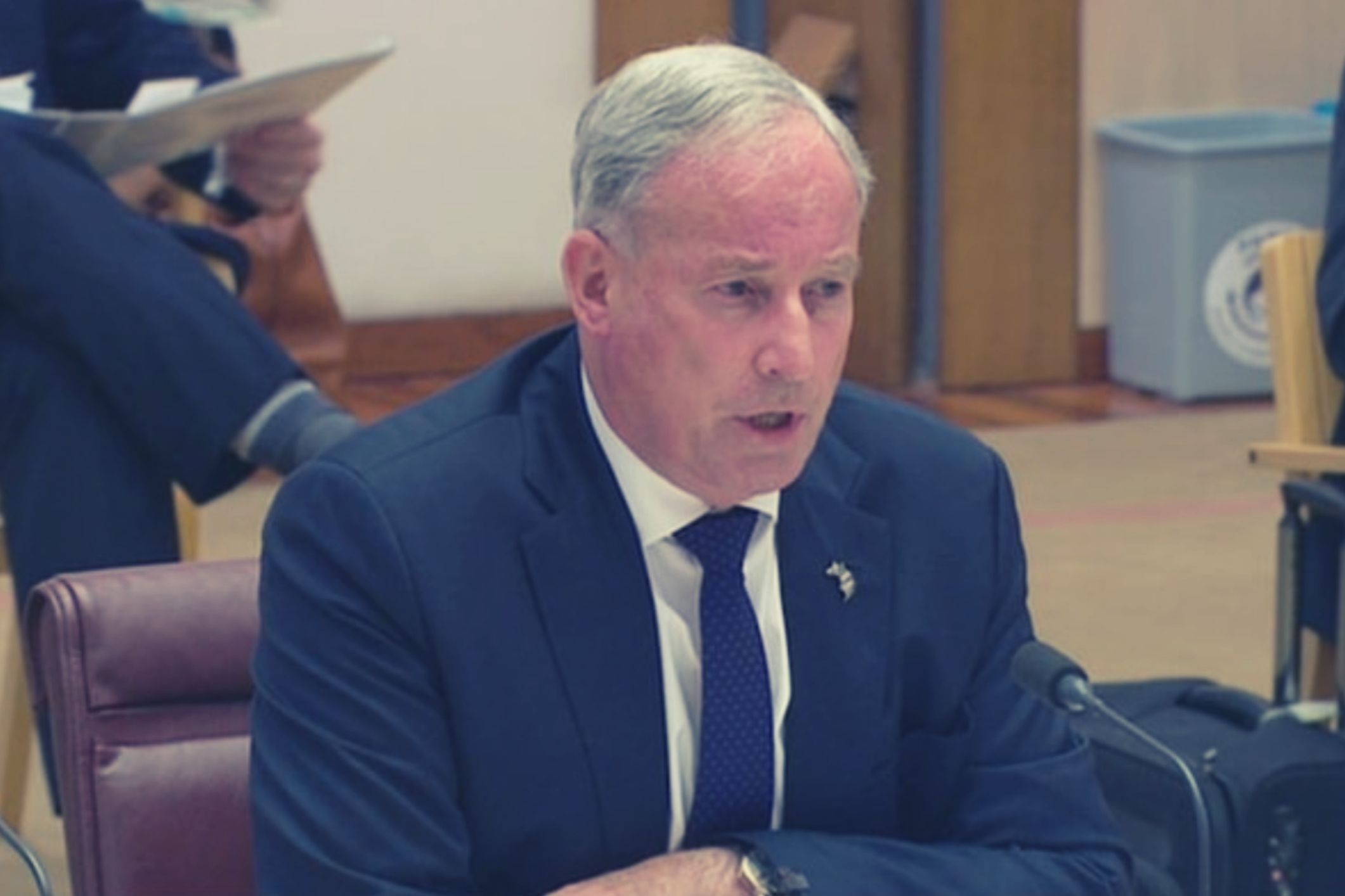 Richard Colbeck calls to resign