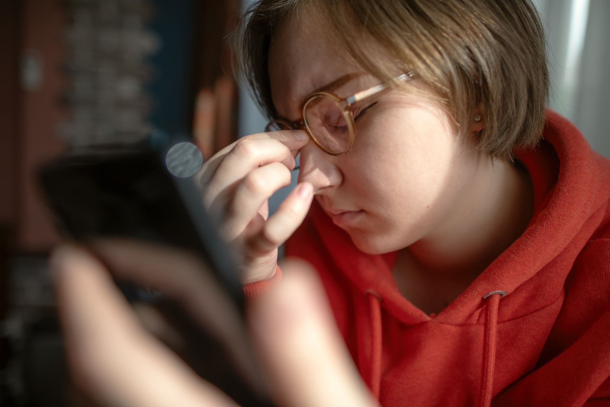 How to protect your eyes in the digital age – expert in eye and vision ...