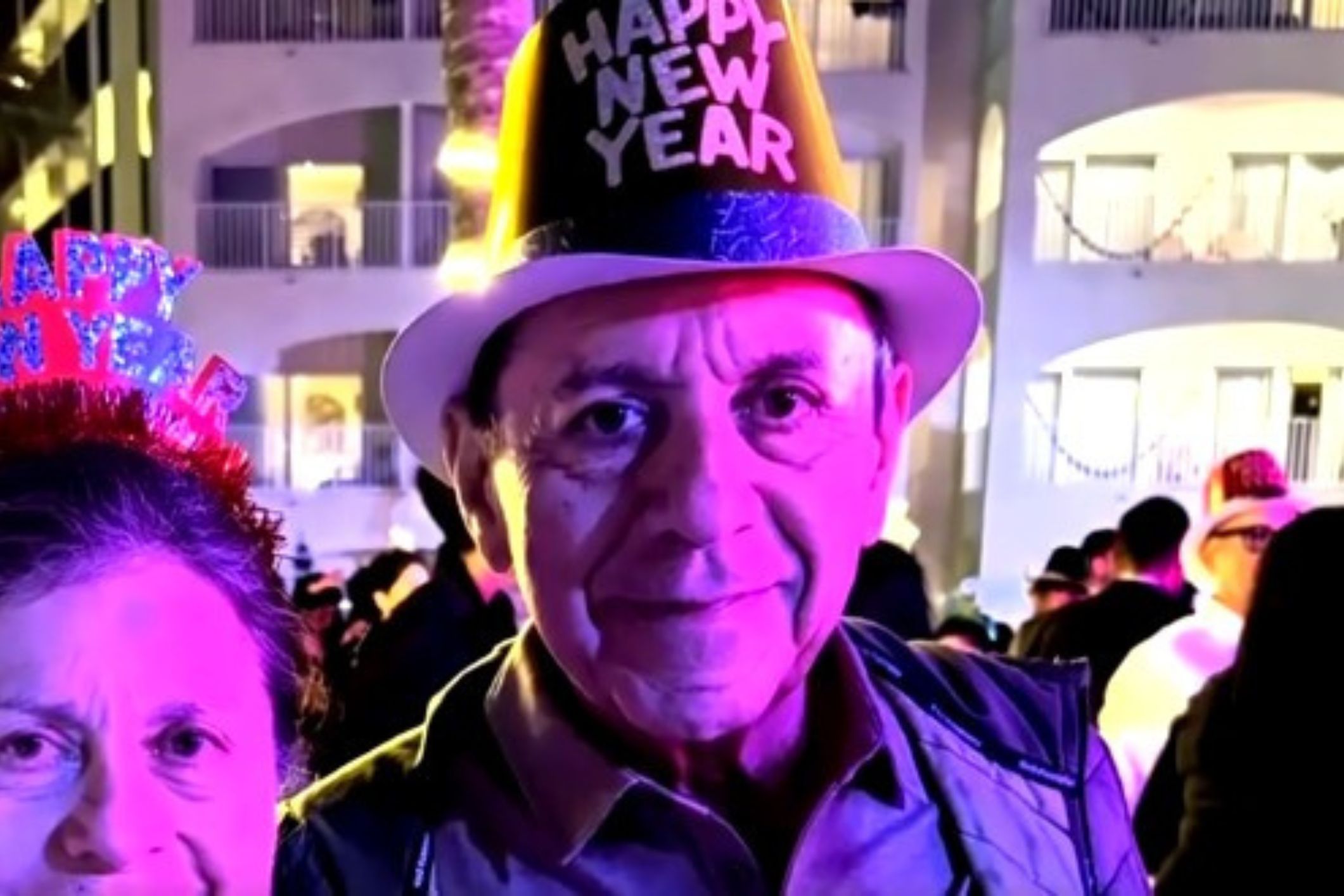 Heroic grandfather dies saving his twin Granddaughters from falling tree limb